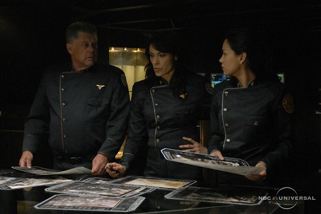 Graham Beckel, Michelle Forbes, Stephanie Jacobsen - Battlestar Galactica: Razor - Z filmu