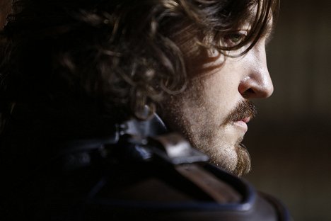 Tom Burke - The Musketeers - To Play the King - Photos