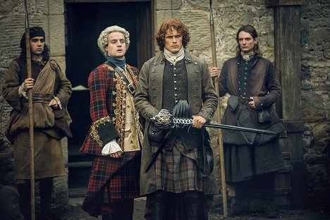 Andrew Gower, Sam Heughan - Outlander - Die Highland-Saga - Schlachtplan - Filmfotos