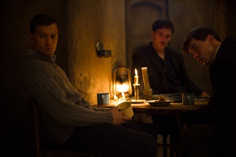 Jamie Dornan, Sam Keeley - Operación Anthropoid - De la película