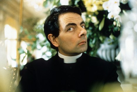 Rowan Atkinson - Four Weddings and a Funeral - Photos