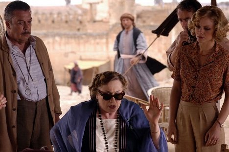 Tim Curry, Cheryl Campbell, Christina Cole - Agatha Christies Poirot - Der Tod wartet - Filmfotos