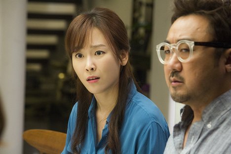 Hyeon-jin Seo, Dong-seok Ma - Gutbai singgeul - De la película