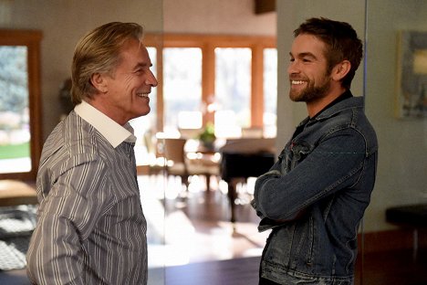 Don Johnson, Chace Crawford - Blood & Oil - Do filme