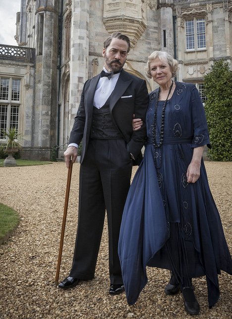 Jeremy Piven, Kika Markham - Mr. Selfridge - Episode 2 - Photos