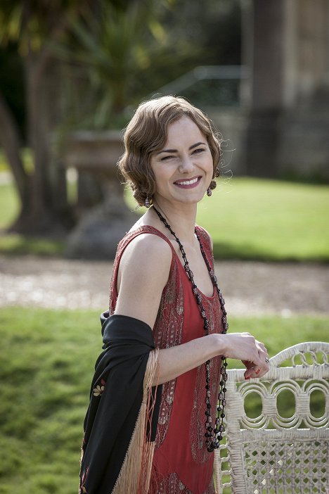 Kara Tointon - Mr. Selfridge - Episode 2 - Film