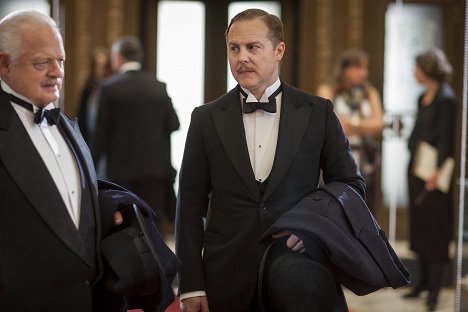 Robert Pugh, Samuel West - Mr. Selfridge - Episode 5 - Kuvat elokuvasta