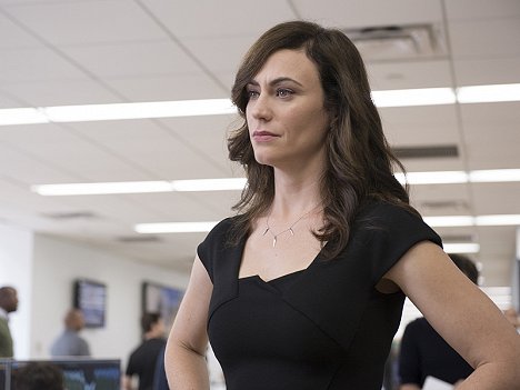 Maggie Siff - Billions - The Good Life - Photos