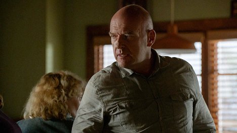 Dean Norris - Under the Dome - In the Dark - De la película