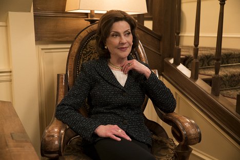 Kelly Bishop - Gilmore Girls: A Year in the Life - Photos