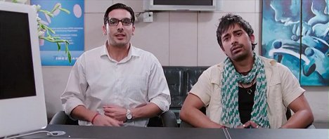 Zayed Khan, Rannvijay Singh - Sharafat Gayi Tel Lene - De la película