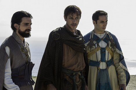 Eddie Jackson, Enzo Cilenti, George Georgiou - Game of Thrones - Battle of the Bastards - Photos