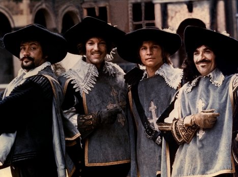 Oliver Reed, Richard Chamberlain, Michael York, Frank Finlay - Die vier Musketiere - Filmfotos