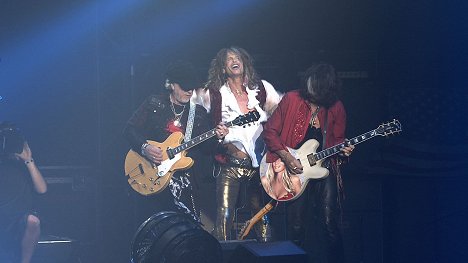 Brad Whitford, Steven Tyler - Aerosmith: Rock for the Rising Sun - Z filmu