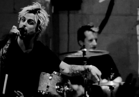 Billie Joe Armstrong, Tre Cool - Green Day - Let Yourself Go - Photos