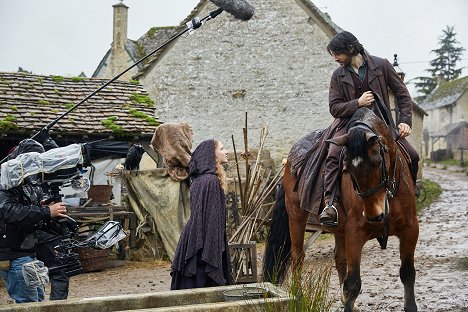 Colin Morgan - The Living and the Dead - Making of