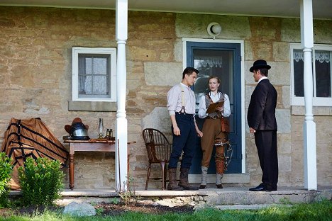 Peter Stebbings, Christine Horne, Yannick Bisson - Murdoch Mysteries - 24 Hours Til Doomsday - De la película