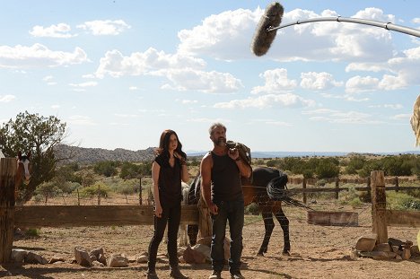 Erin Moriarty, Mel Gibson - Blood Father - Tournage