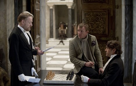 Jared Harris, Guy Ritchie, Robert Downey Jr. - Sherlock Holmes: Hra stínů - Z natáčení
