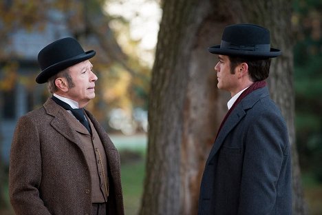 Keith Dinicol, Yannick Bisson - Murdoch Mysteries - The Death of Dr. Ogden - Photos