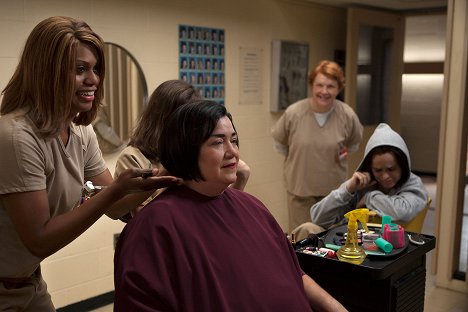 Laverne Cox, Lea DeLaria, Beth Fowler, Taryn Manning - Orange Is the New Black - Finger in the Dyke - Photos