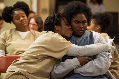 Adrienne C. Moore, Uzo Aduba, Danielle Brooks - Orange Is The New Black - Ne me force pas à me lever - Film