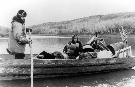 Tom Skerritt, Ellen Burstyn - Silence of the North - Kuvat elokuvasta