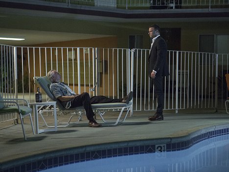 Jon Voight, Liev Schreiber - Ray Donovan - Schachmatt - Filmfotos