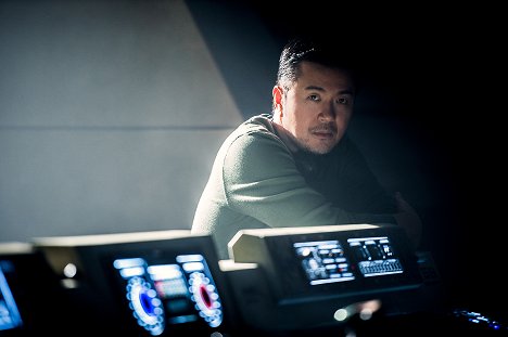 Justin Lin - Star Trek Beyond - Van de set