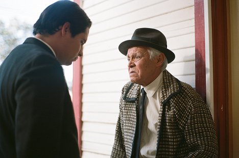 Michael Peña - Cesar Chavez - Photos