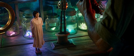 Ruby Barnhill - The BFG - Photos