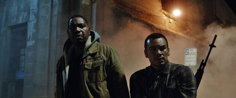 Mykelti Williamson, Joseph Julian Soria - The Purge: Election Year - Photos