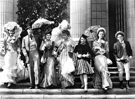 Linda Darnell, Walter Brennan, Dorothy Gish, Constance Bennett, Barbara Whiting, Jeanne Crain, Larry Stevens - Centennial Summer - Promokuvat