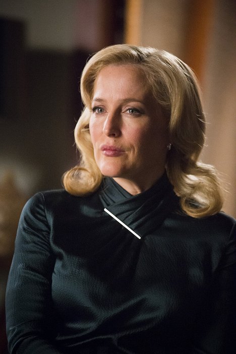 Gillian Anderson - Hannibal - ...And the Woman Clothed in Sun - Photos