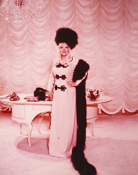 Mae West - Myra Breckinridge - Werbefoto