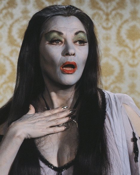 Yvonne De Carlo - Die Munsters: Die Rückkehr der Familie Frankenstein - Werbefoto