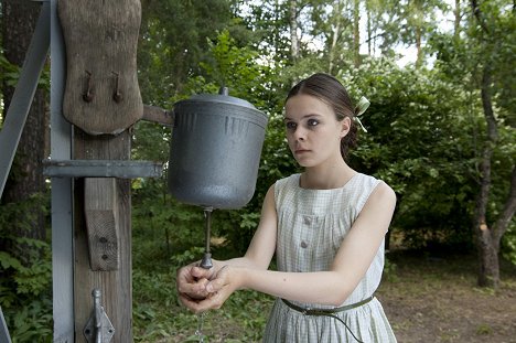 Mariya Astakhova - Bednyje rodstvenniki - De filmagens