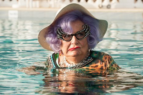 Barry Humphries - Absolutely Fabulous: The Movie - Do filme