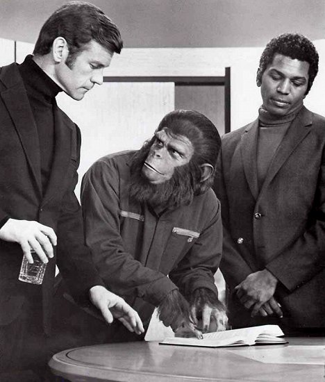 Roddy McDowall - Conquest of the Planet of the Apes - Film