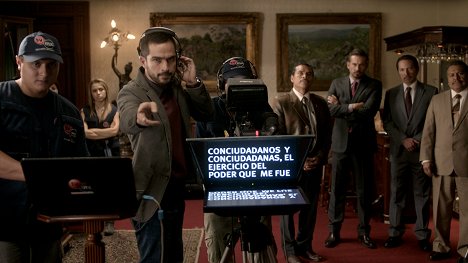 Alfonso Herrera, Noé Hernández, Arath De La Torre Balmaceda - La dictadura Perfecta - Z filmu