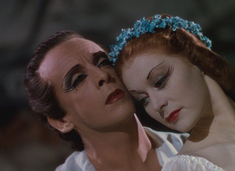 Moira Shearer - The Red Shoes - Photos