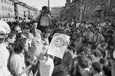 Ilona Staller - La Cicciolina - Göttliche Skandalnudel - Photos