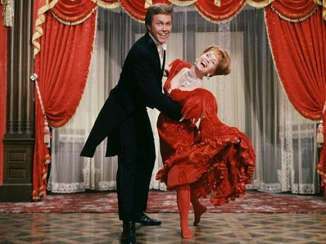 Harve Presnell, Debbie Reynolds - Goldgräber-Molly - Filmfotos