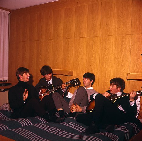 Ringo Starr, George Harrison, Paul McCartney, John Lennon - The Beatles - roky na turné - Z filmu