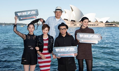 Jackie Chan, Leo Zhang, Tess Haubrich - Bleeding Steel - Werbefoto