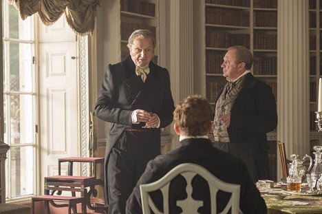 Peter Bowles, Peter Firth - Victoria - Ladies in Waiting - De la película