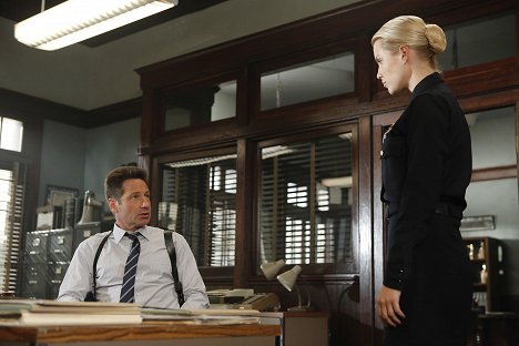 David Duchovny, Claire Holt - Aquarius - Can You Take Me Back ? - Film