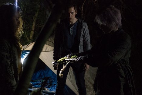 Corbin Reid, James Allen McCune, Valorie Curry - O Bosque de Blair Witch - Do filme