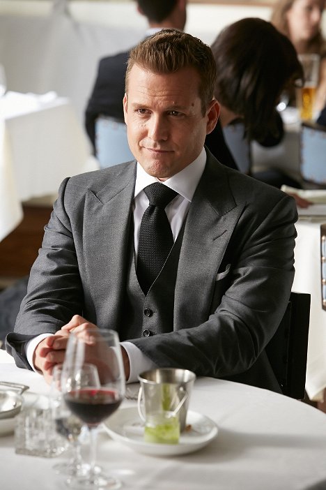Gabriel Macht - Suits - Two in the Knees - Photos