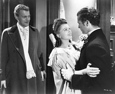 Dolores Costello, Anne Baxter, Tim Holt - The Magnificent Ambersons - Photos